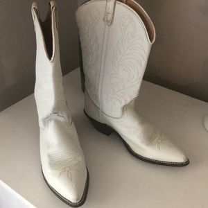 Cowboy boots white size 8